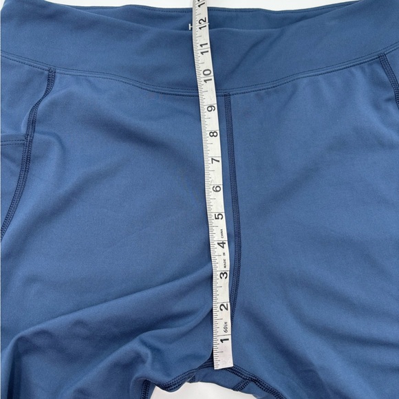 Huk Reel On Performance Leggings Women's XL Blue Fishing Athletic NWT $80 - Picture 10 of 10